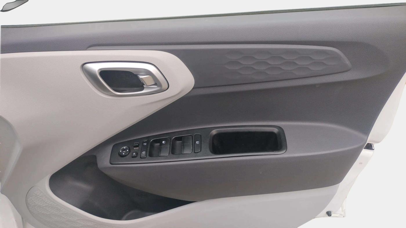 2020 Hyundai GRAND I10 NIOS SPORTZ AMT 1.2 KAPPA VTVT, Petrol, Automatic, 61,314 km, Driver Side Door Panels Control