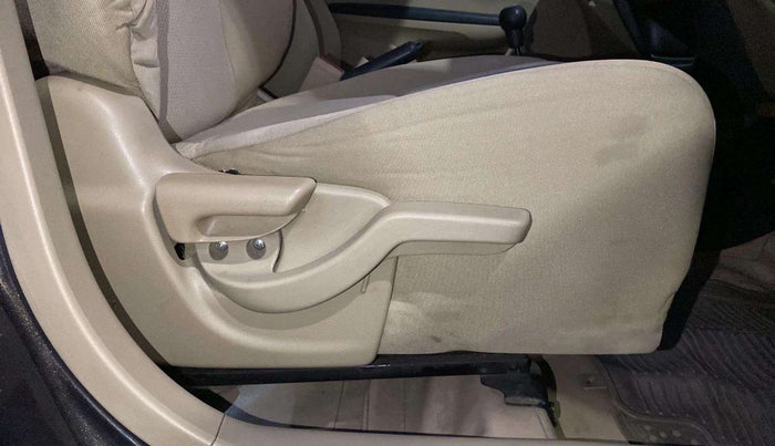 2017 Honda Amaze 1.2L I-VTEC S, Petrol, Manual, 61,900 km, Driver Side Adjustment Panel