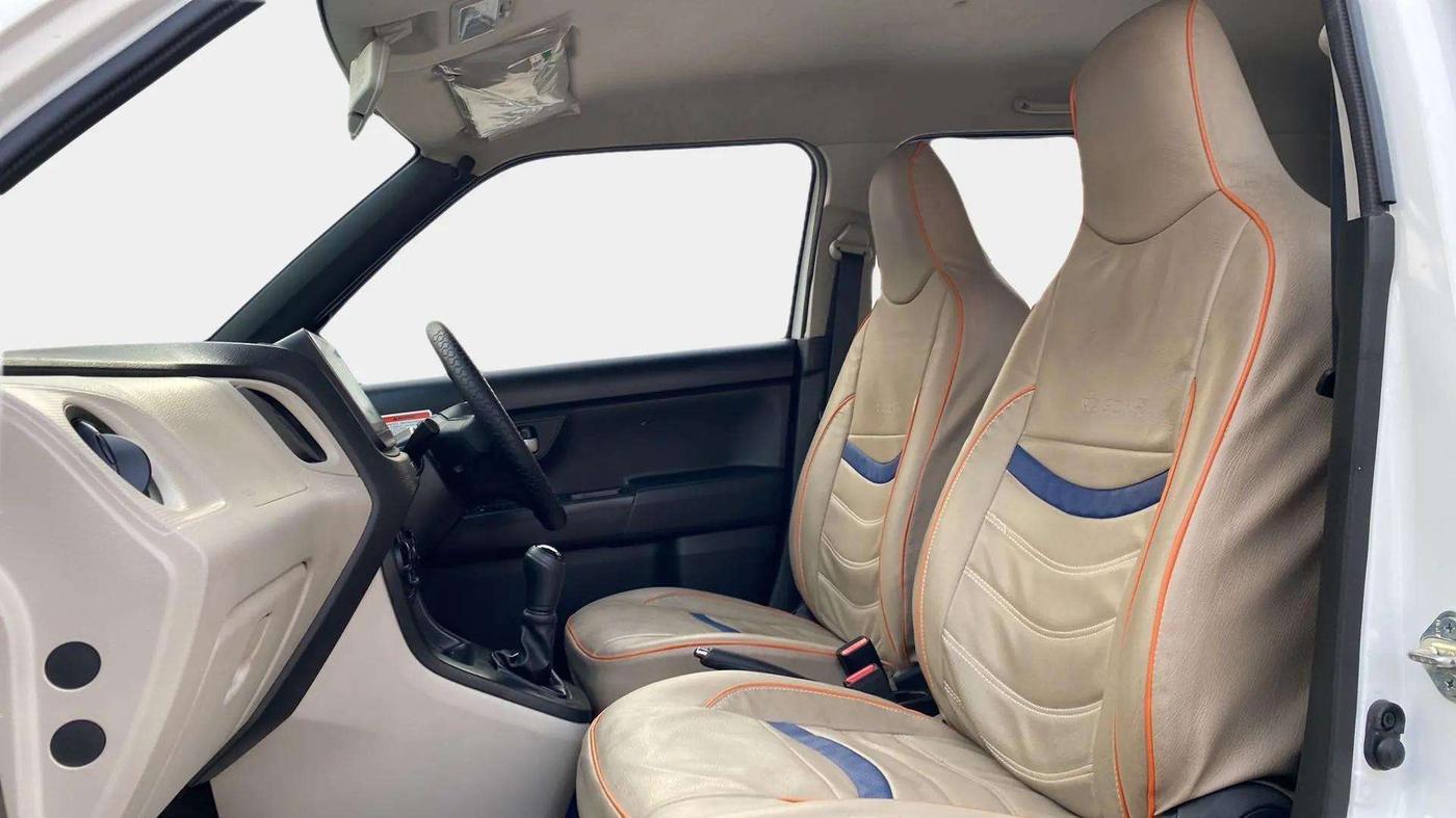2023 Maruti New Wagon-R VXI CNG 1.0, CNG, Manual, 30,445 km, Right Side Front Door Cabin