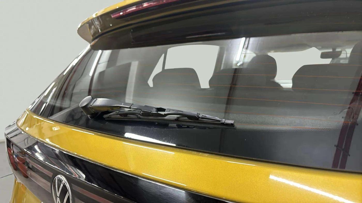 2022 Volkswagen TAIGUN HIGHLINE 1.0 TSI AT, Petrol, Automatic, 54,121 km, Rear Wiper