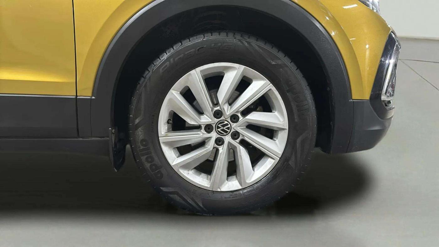 2022 Volkswagen TAIGUN HIGHLINE 1.0 TSI AT, Petrol, Automatic, 54,121 km, Right Front Wheel