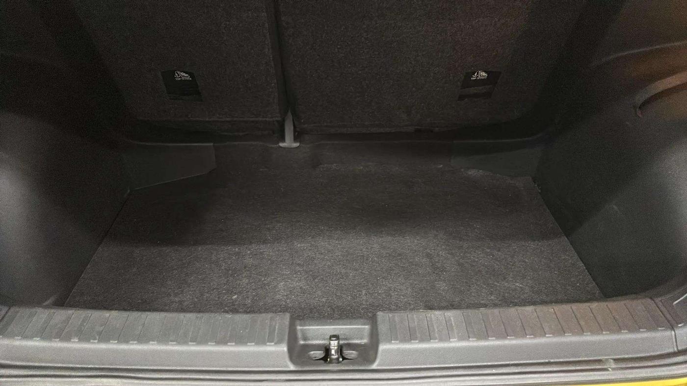 2022 Volkswagen TAIGUN HIGHLINE 1.0 TSI AT, Petrol, Automatic, 54,121 km, Boot Open Zoomed View