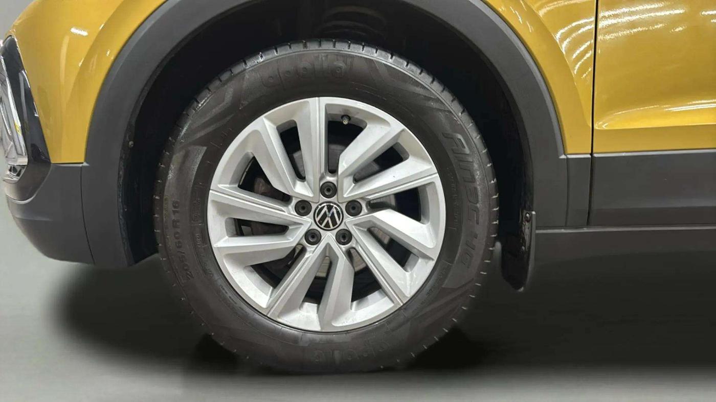 2022 Volkswagen TAIGUN HIGHLINE 1.0 TSI AT, Petrol, Automatic, 54,121 km, Left Front Wheel