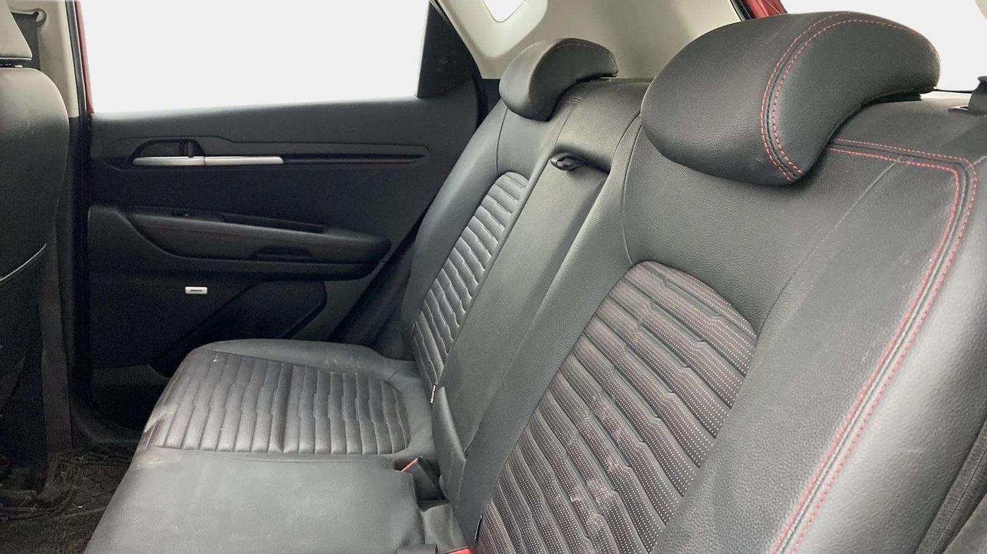 2020 KIA SONET GTX PLUS 1.5 AT, Diesel, Automatic, 47,840 km, Right Side Rear Door Cabin