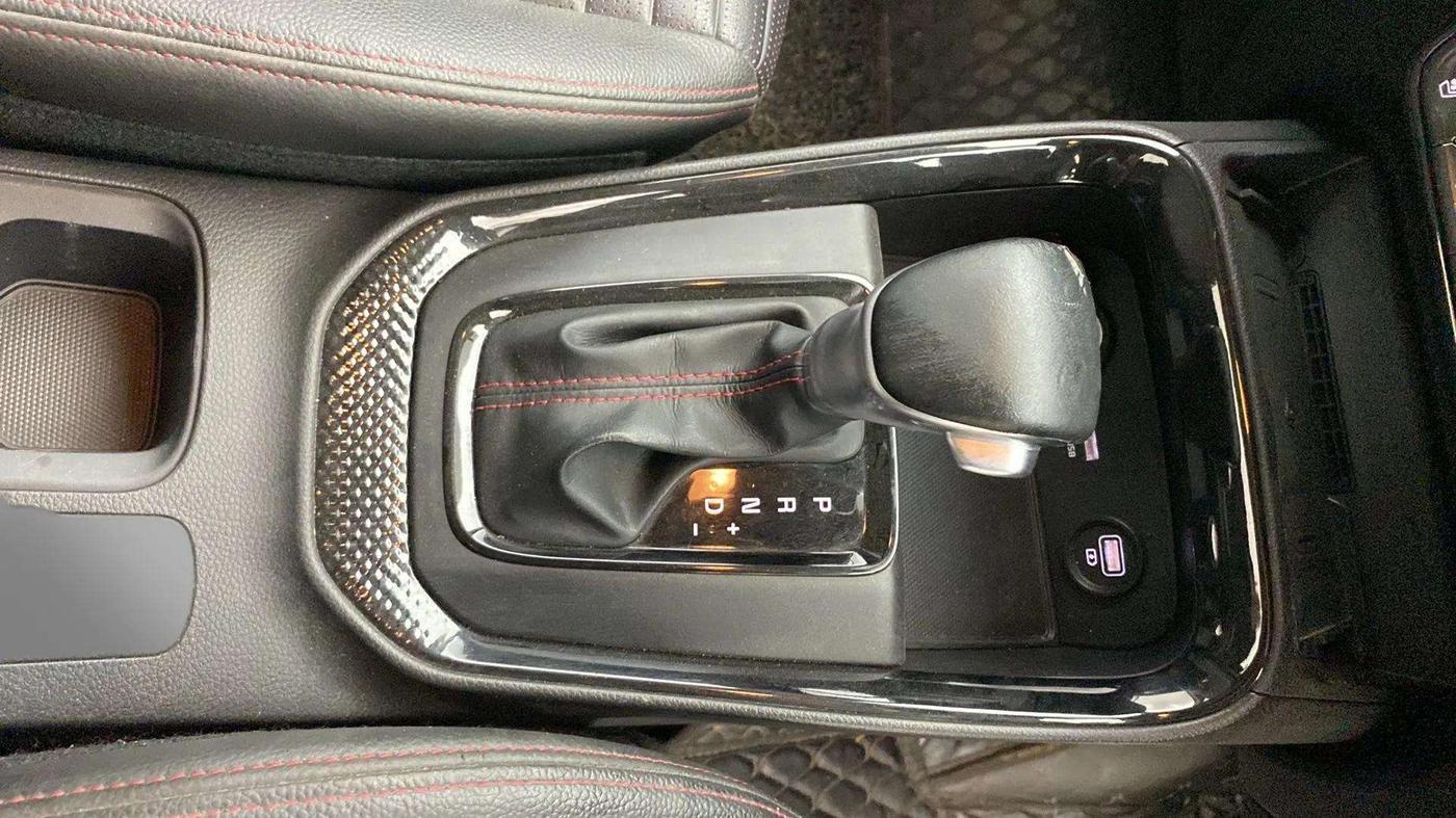 2020 KIA SONET GTX PLUS 1.5 AT, Diesel, Automatic, 47,840 km, Gear Lever