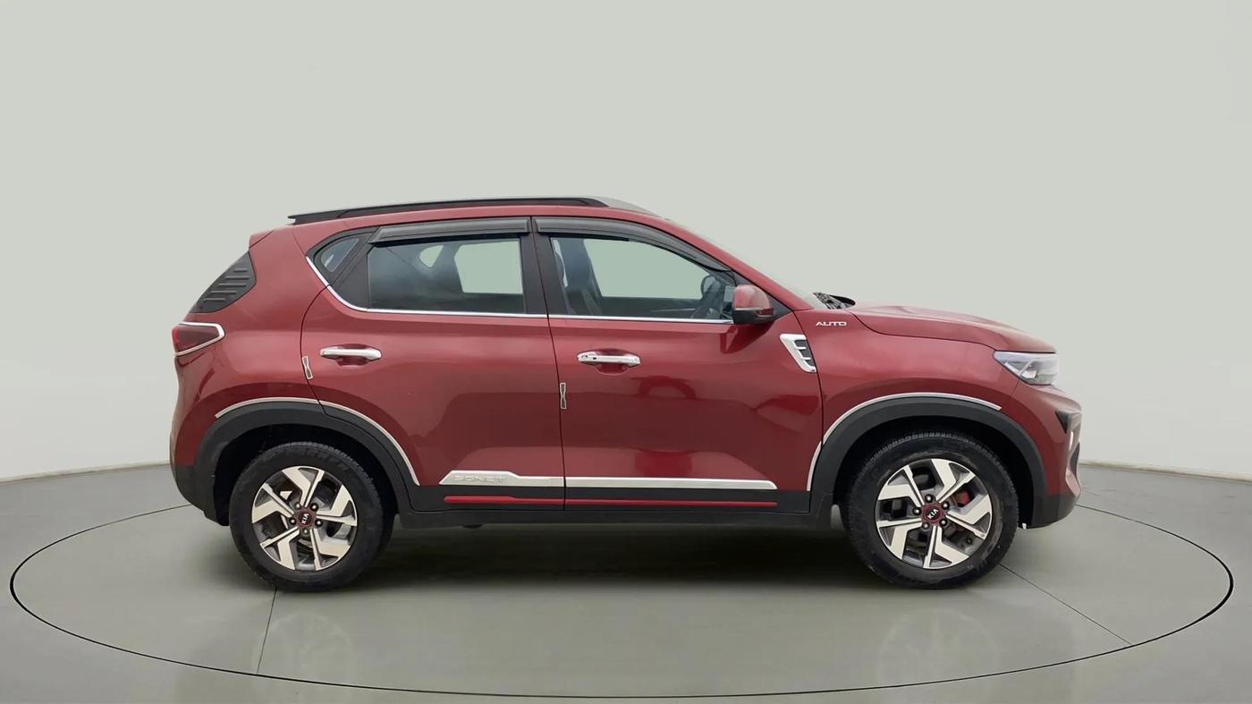 2020 KIA SONET GTX PLUS 1.5 AT, Diesel, Automatic, 47,840 km, Right Side View