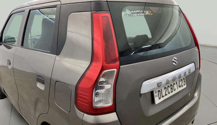 2020 Maruti New Wagon-R LXI CNG 1.0, CNG, Manual, 8,726 km, Left tail light - Minor scratches