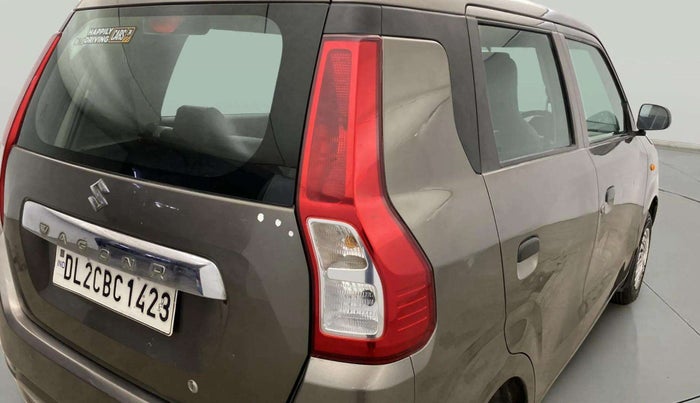 2020 Maruti New Wagon-R LXI CNG 1.0, CNG, Manual, 8,726 km, Right tail light - Minor scratches