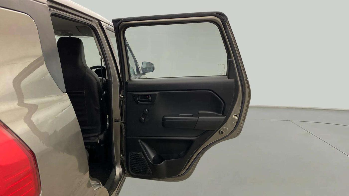 2020 Maruti New Wagon-R LXI CNG 1.0, CNG, Manual, 8,726 km, RHS Rear Door