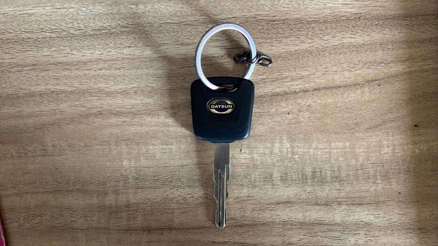 2018 Datsun Go A, Petrol, Manual, 31,000 km, Key Close Up