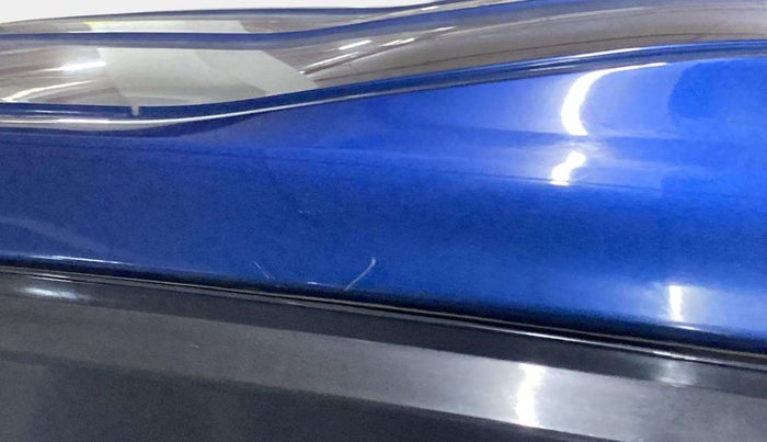 2019 Renault TRIBER RXZ, Petrol, Manual, 33,069 km, Left B pillar - Minor scratches