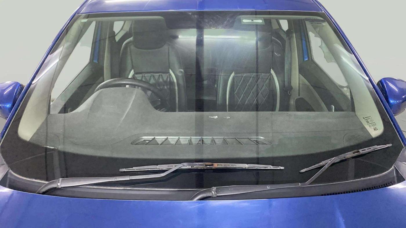2019 Renault TRIBER RXZ, Petrol, Manual, 33,069 km, Front Windshield