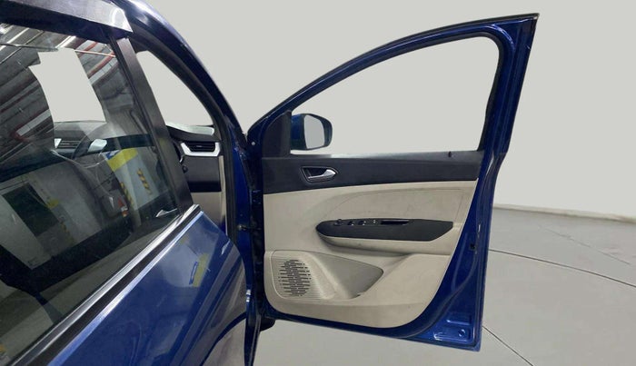 2019 Renault TRIBER RXZ, Petrol, Manual, 33,069 km, RHS Front Door