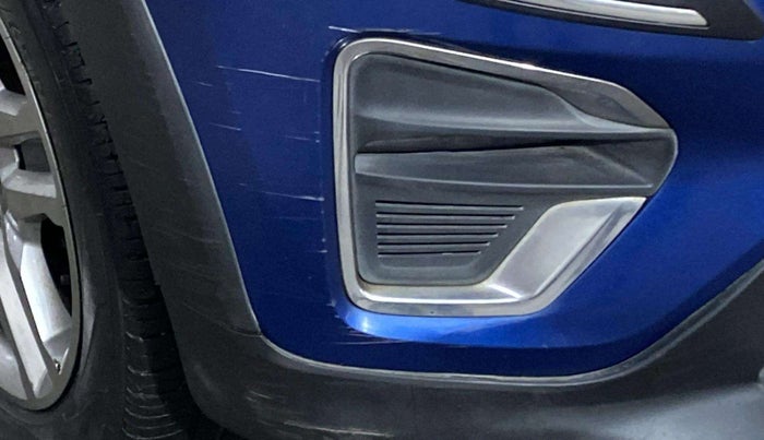 2019 Renault TRIBER RXZ, Petrol, Manual, 33,069 km, Front bumper - Minor scratches
