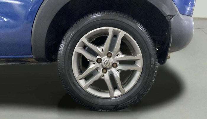 2019 Renault TRIBER RXZ, Petrol, Manual, 33,069 km, Left Rear Wheel