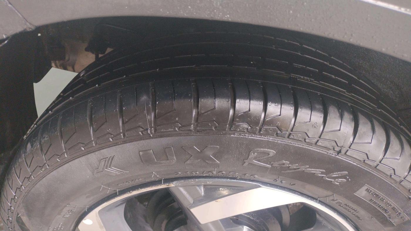 2019 Hyundai VENUE SX PLUS 1.0 TURBO DCT, Petrol, Automatic, 63,013 km, Right Rear Tyre Tread