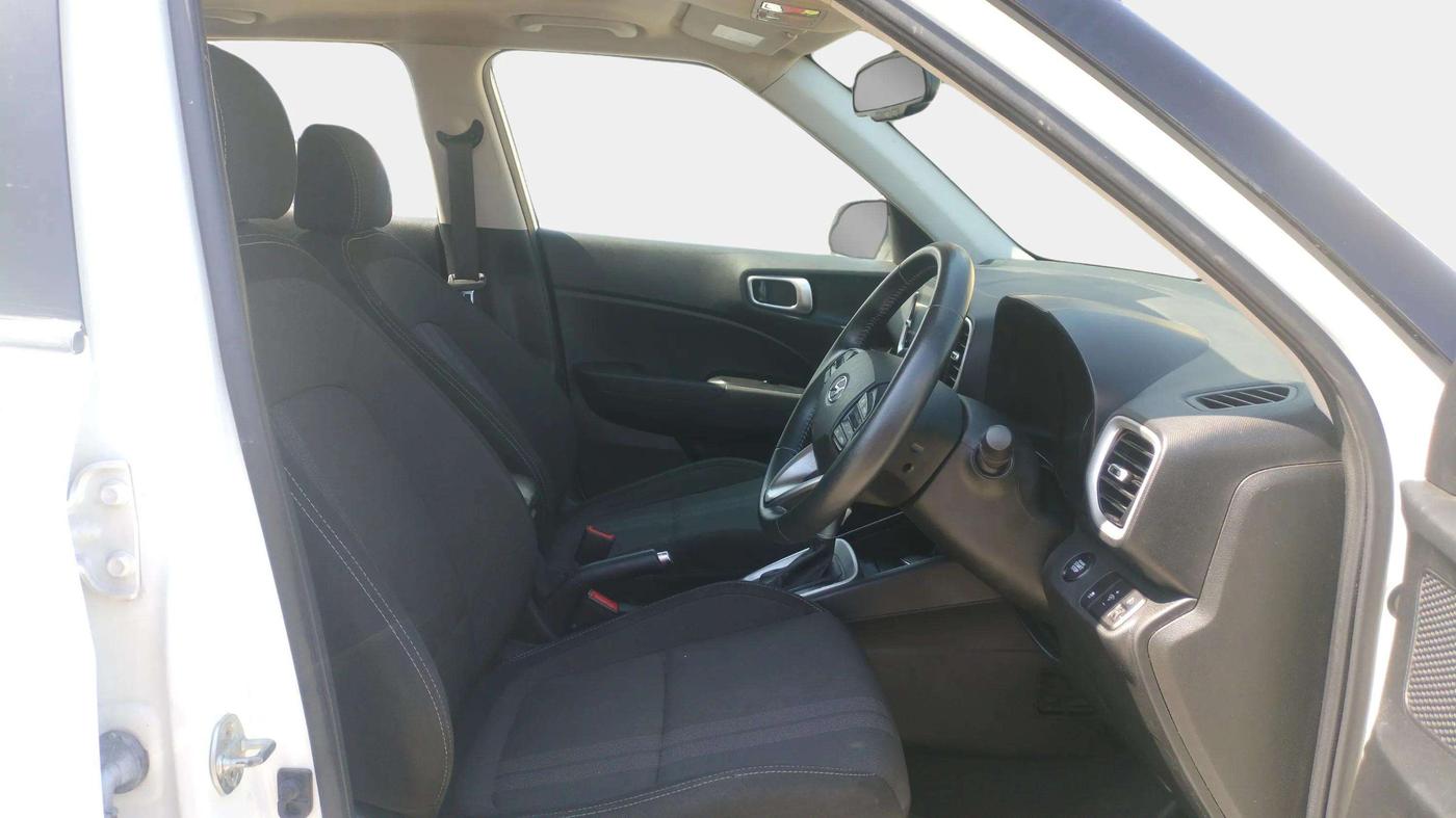 2019 Hyundai VENUE SX PLUS 1.0 TURBO DCT, Petrol, Automatic, 63,013 km, Right Side Front Door Cabin