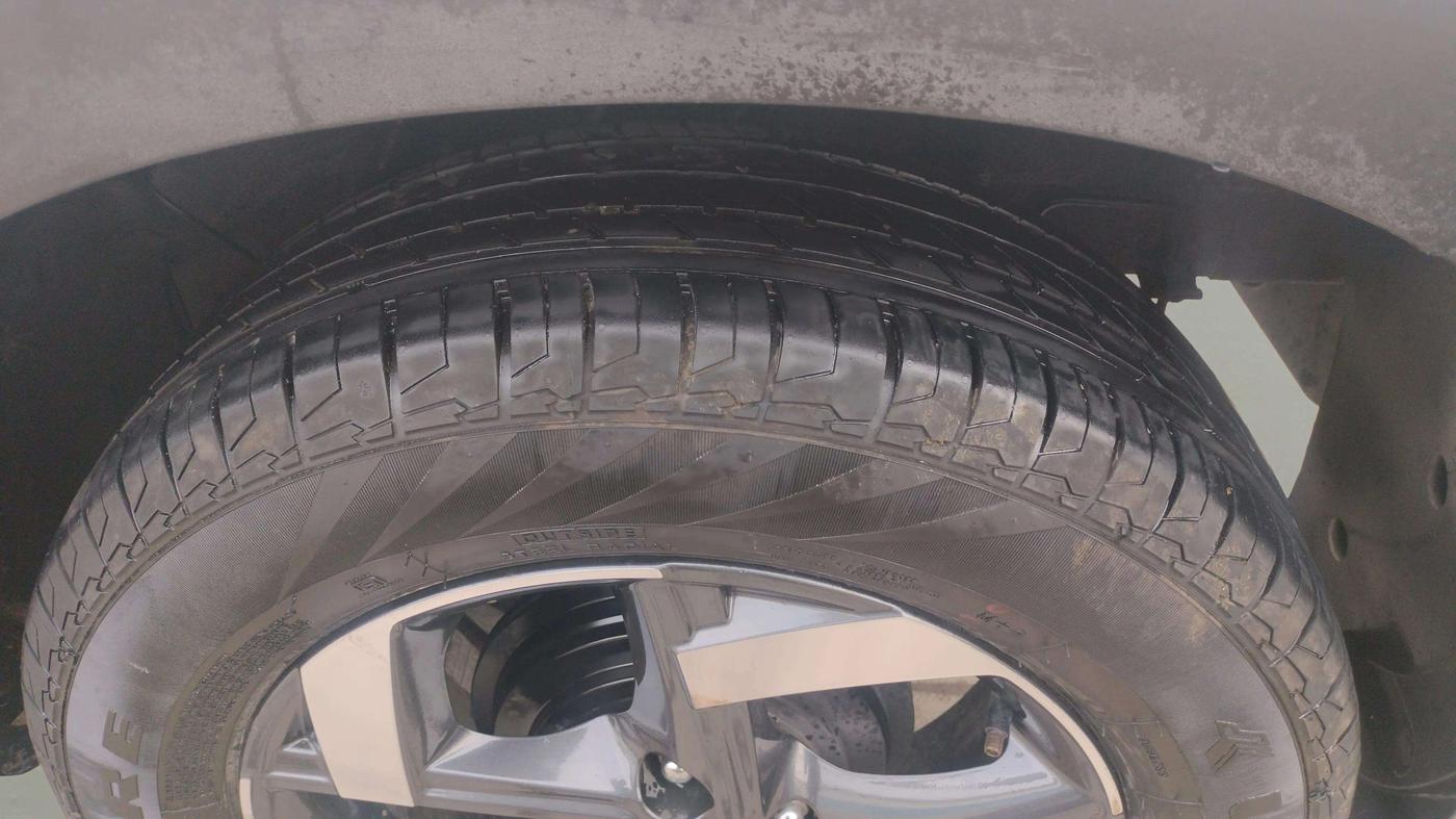 2019 Hyundai VENUE SX PLUS 1.0 TURBO DCT, Petrol, Automatic, 63,013 km, Left Rear Tyre Tread