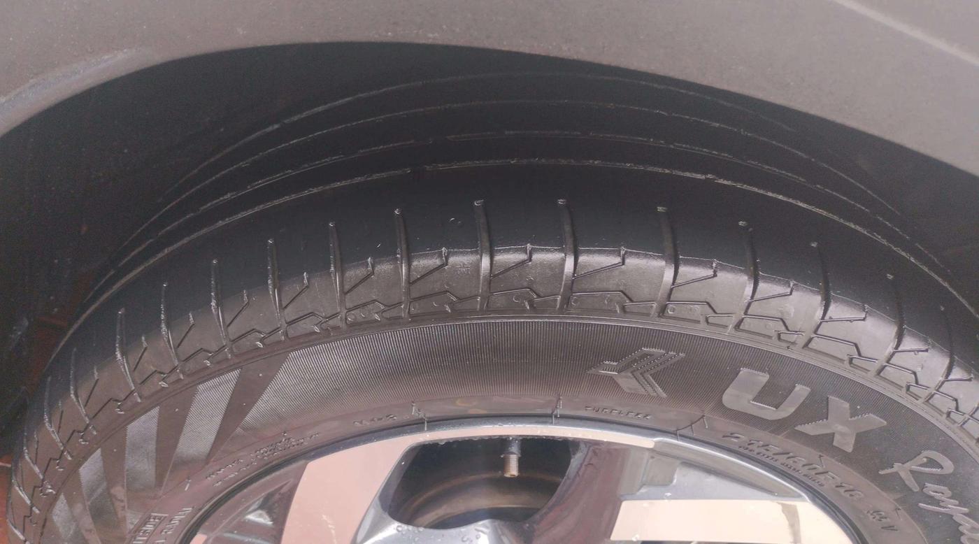 2019 Hyundai VENUE SX PLUS 1.0 TURBO DCT, Petrol, Automatic, 63,013 km, Right Front Tyre Tread