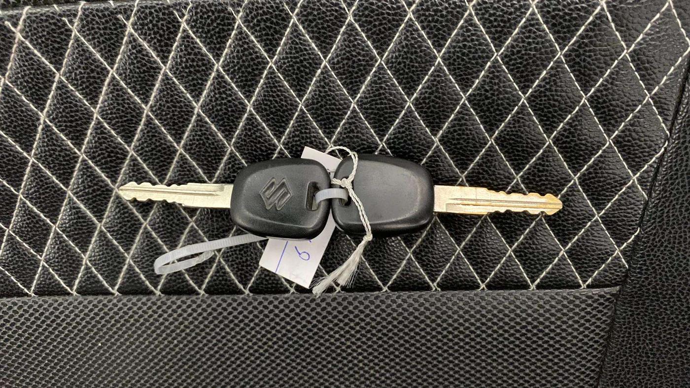 2019 Maruti Baleno SIGMA PETROL 1.2, Petrol, Manual, 30,692 km, Key Close Up