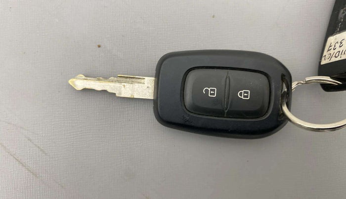 2020 Renault Kwid CLIMBER 1.0 AMT (O), Petrol, Automatic, 14,082 km, Key Close Up