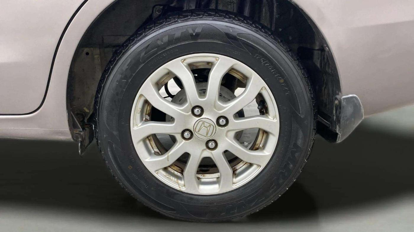 2014 Honda Amaze 1.2L I-VTEC VX AT, Petrol, Automatic, 43,397 km, Left Rear Wheel