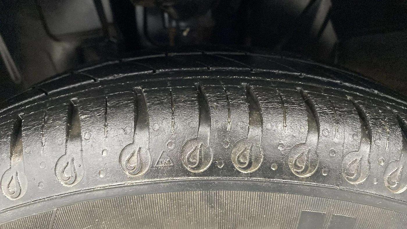 2021 Datsun Redi Go T(O), Petrol, Manual, 24,192 km, Left Front Tyre Tread