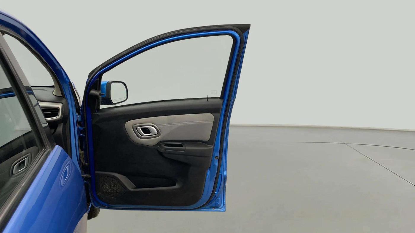 2021 Datsun Redi Go T(O), Petrol, Manual, 24,192 km, RHS Front Door