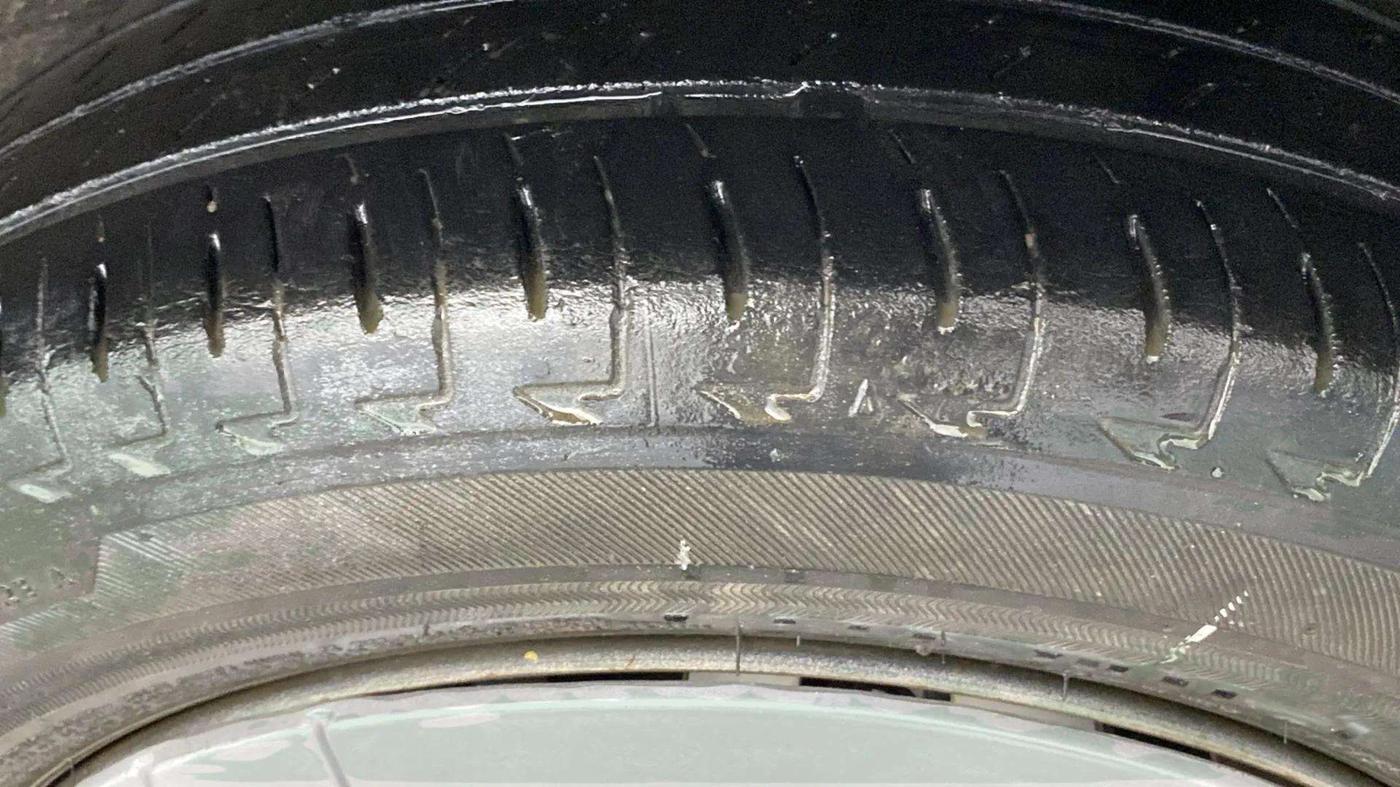 2021 Maruti IGNIS SIGMA 1.2, Petrol, Manual, 41,188 km, Right Rear Tyre Tread