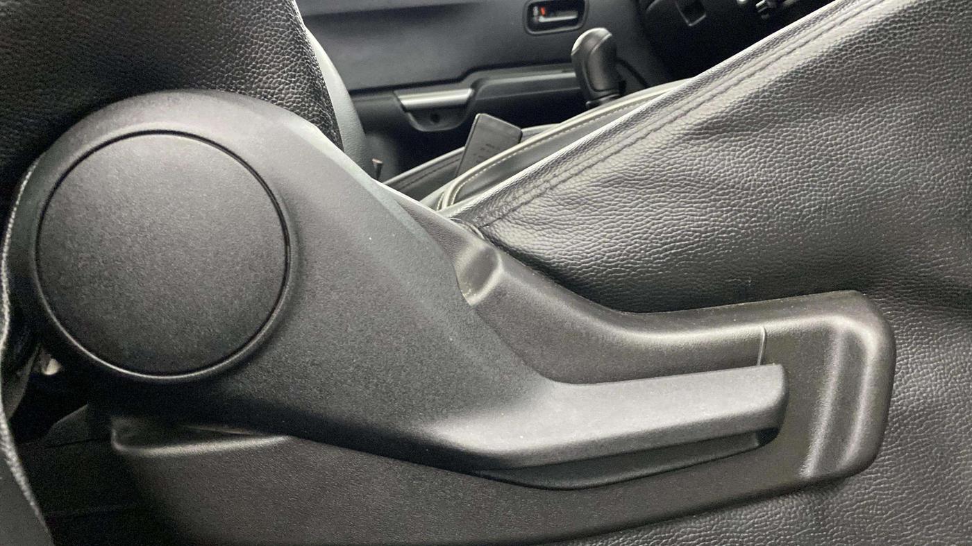 2021 Maruti IGNIS SIGMA 1.2, Petrol, Manual, 41,188 km, Driver Side Adjustment Panel