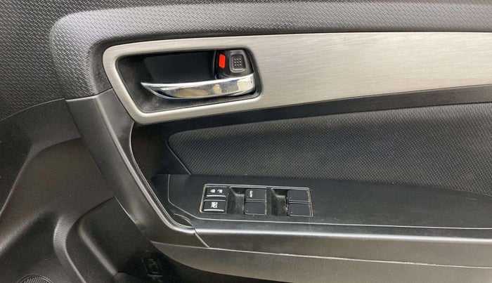 2019 Maruti Vitara Brezza ZDI AMT, Diesel, Automatic, 93,875 km, Driver Side Door Panels Control