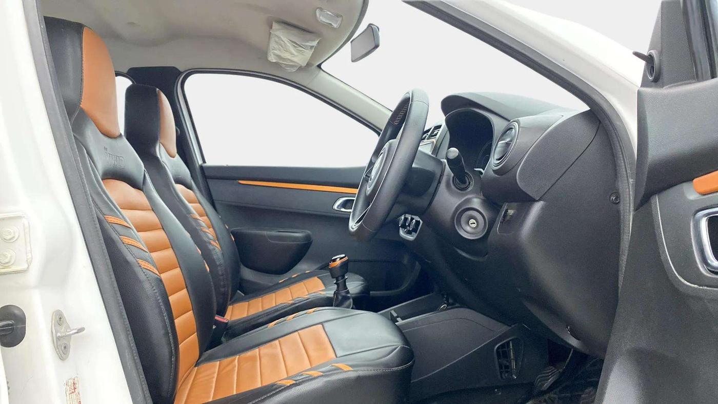 2020 Renault Kwid CLIMBER 1.0 (O), Petrol, Manual, 22,007 km, Right Side Front Door Cabin