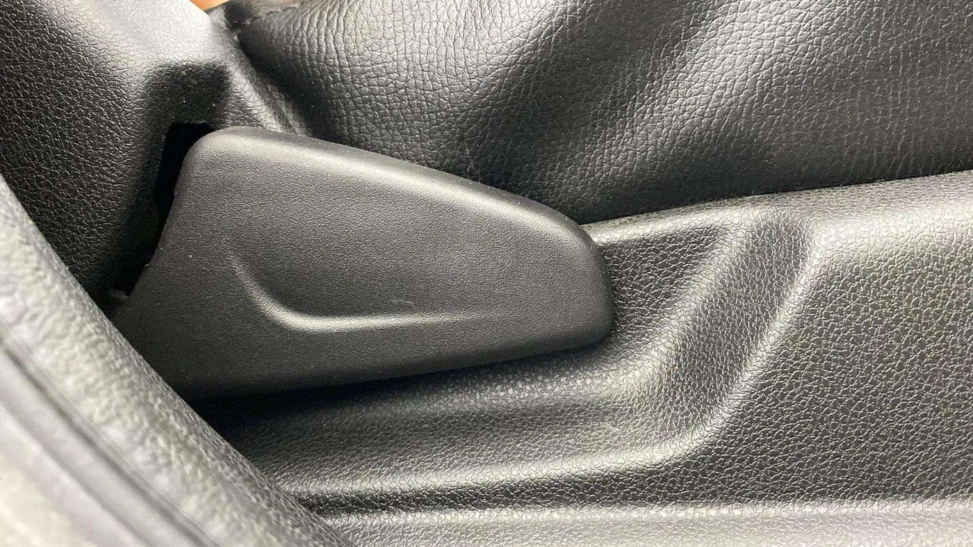 2020 Renault Kwid CLIMBER 1.0 (O), Petrol, Manual, 22,007 km, Driver Side Adjustment Panel