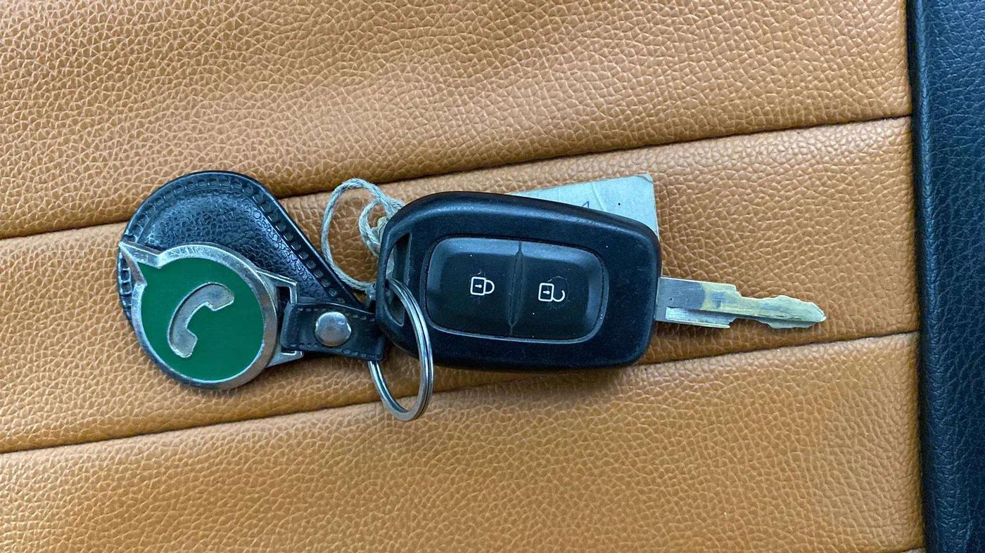 2020 Renault Kwid CLIMBER 1.0 (O), Petrol, Manual, 22,007 km, Key Close Up