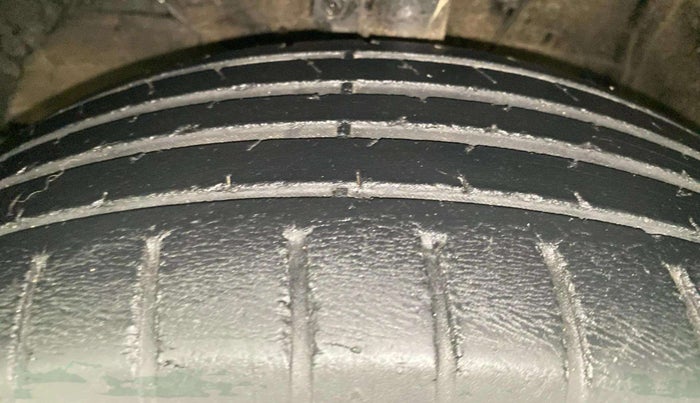 2018 Maruti Baleno ZETA PETROL 1.2, Petrol, Manual, 78,145 km, Left Front Tyre Tread