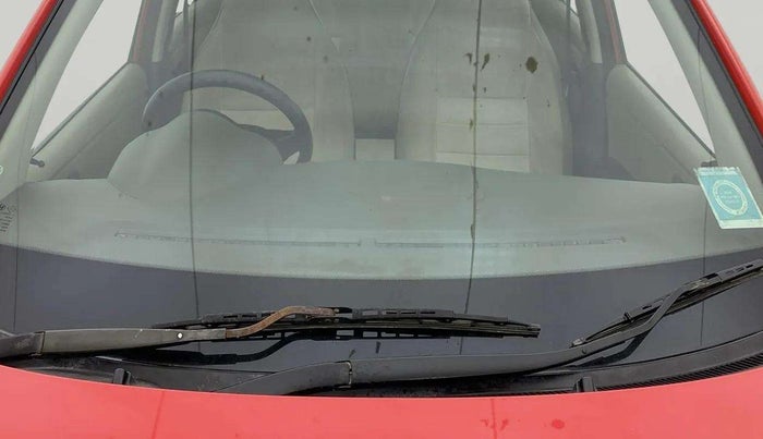 2013 Hyundai i10 ERA 1.1, Petrol, Manual, 56,563 km, Front windshield - Wiper Blade Broken/Rusted