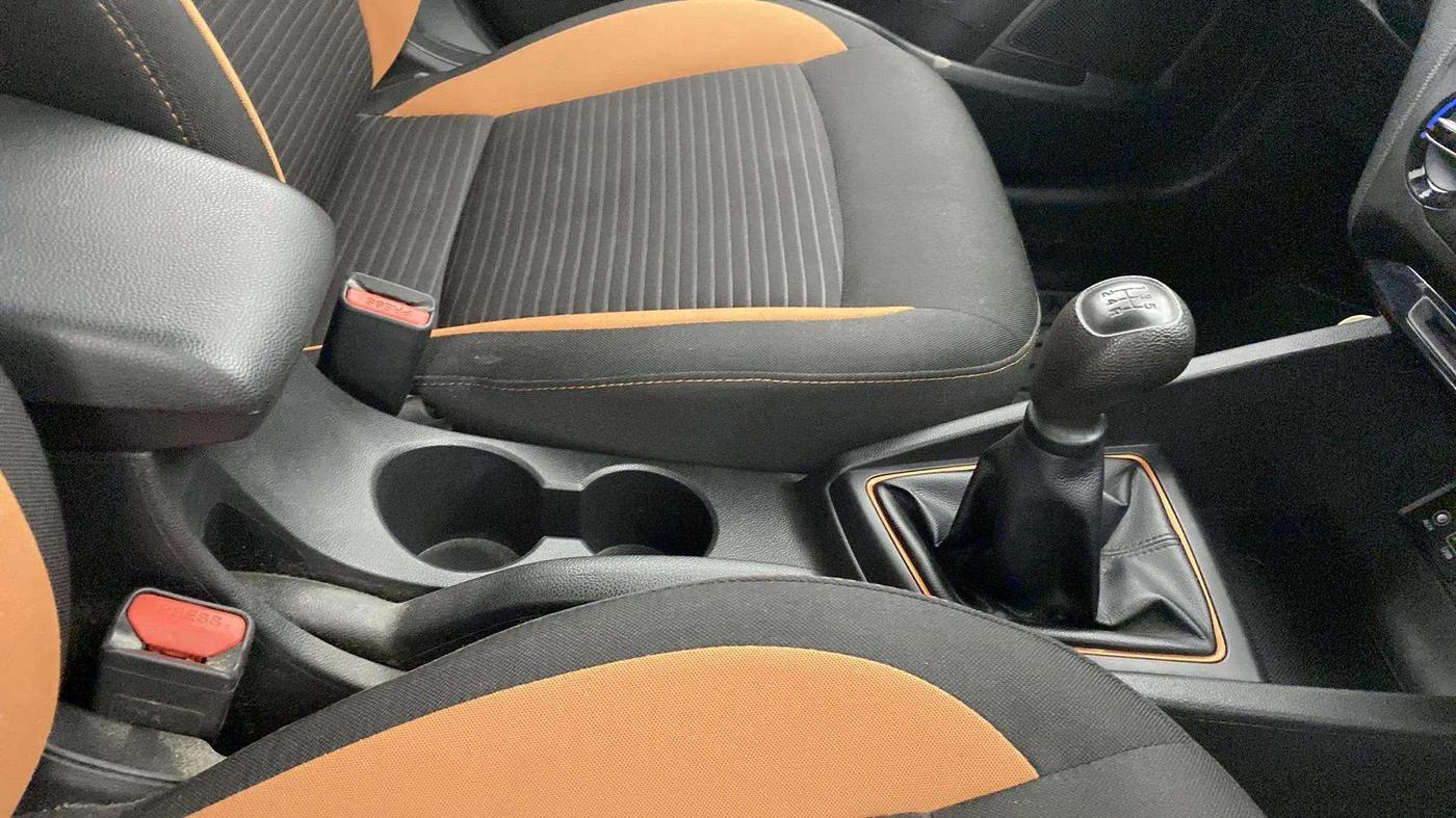 2017 Hyundai i20 Active 1.2 S, Petrol, Manual, 41,886 km, Gear Lever