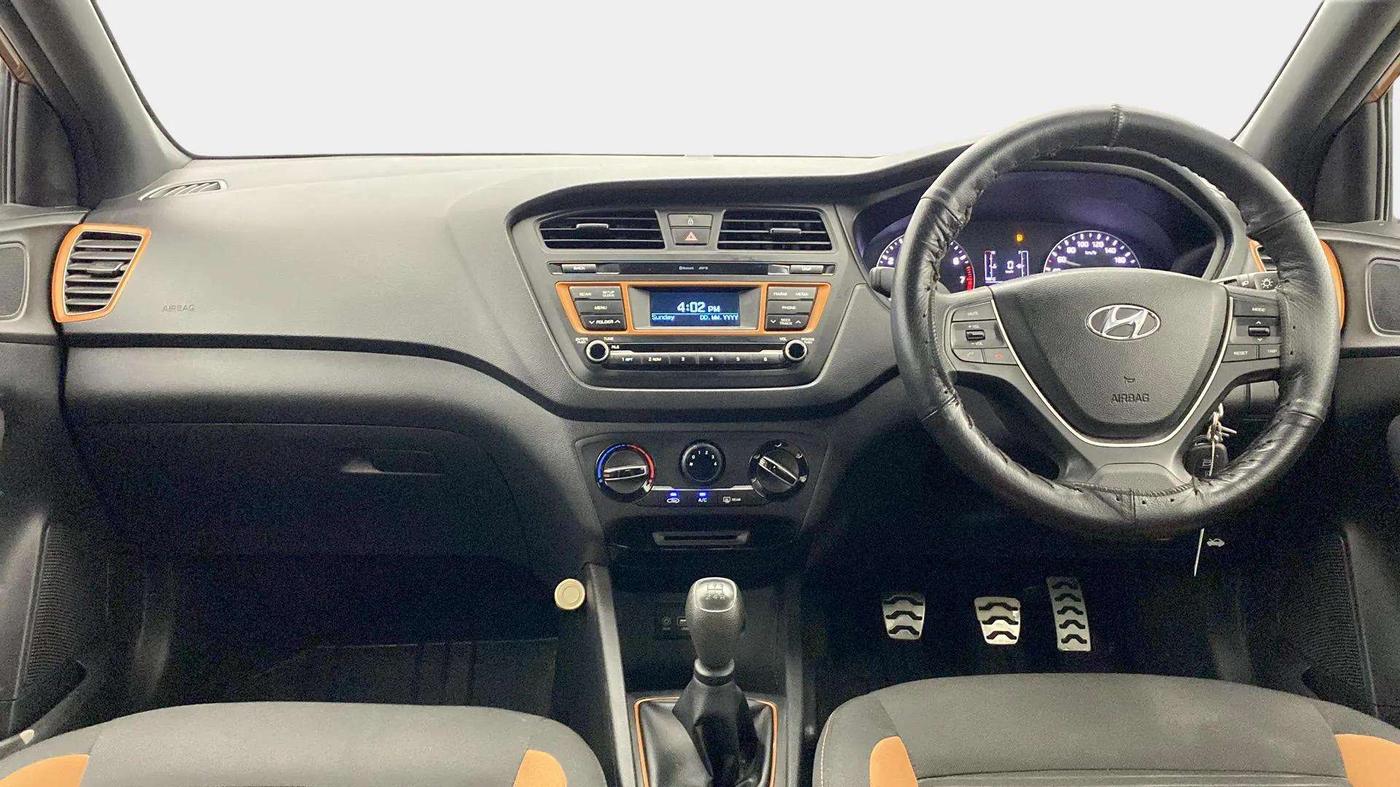 2017 Hyundai i20 Active 1.2 S, Petrol, Manual, 41,886 km, Dashboard