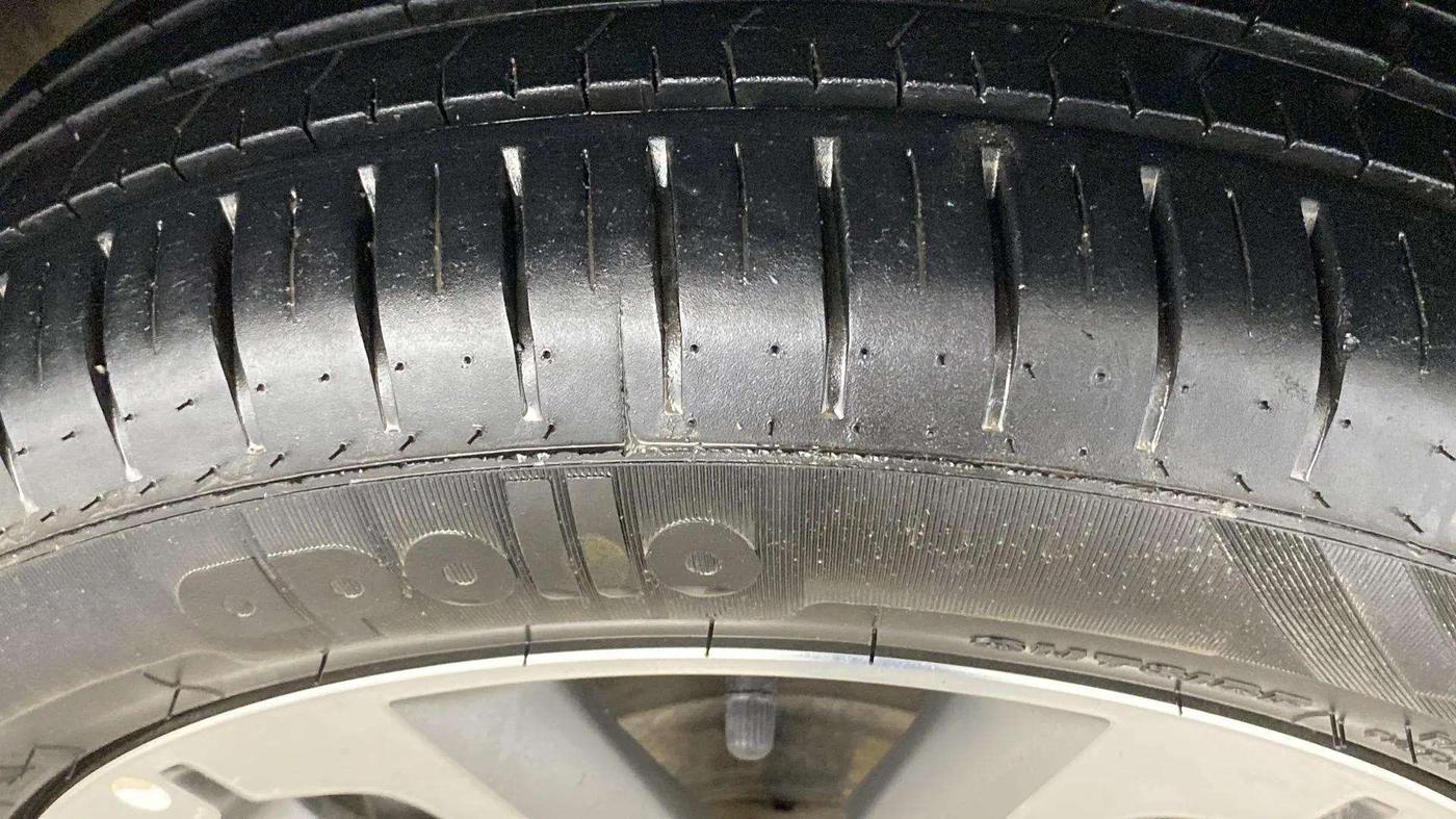 2017 Hyundai i20 Active 1.2 S, Petrol, Manual, 41,886 km, Right Front Tyre Tread