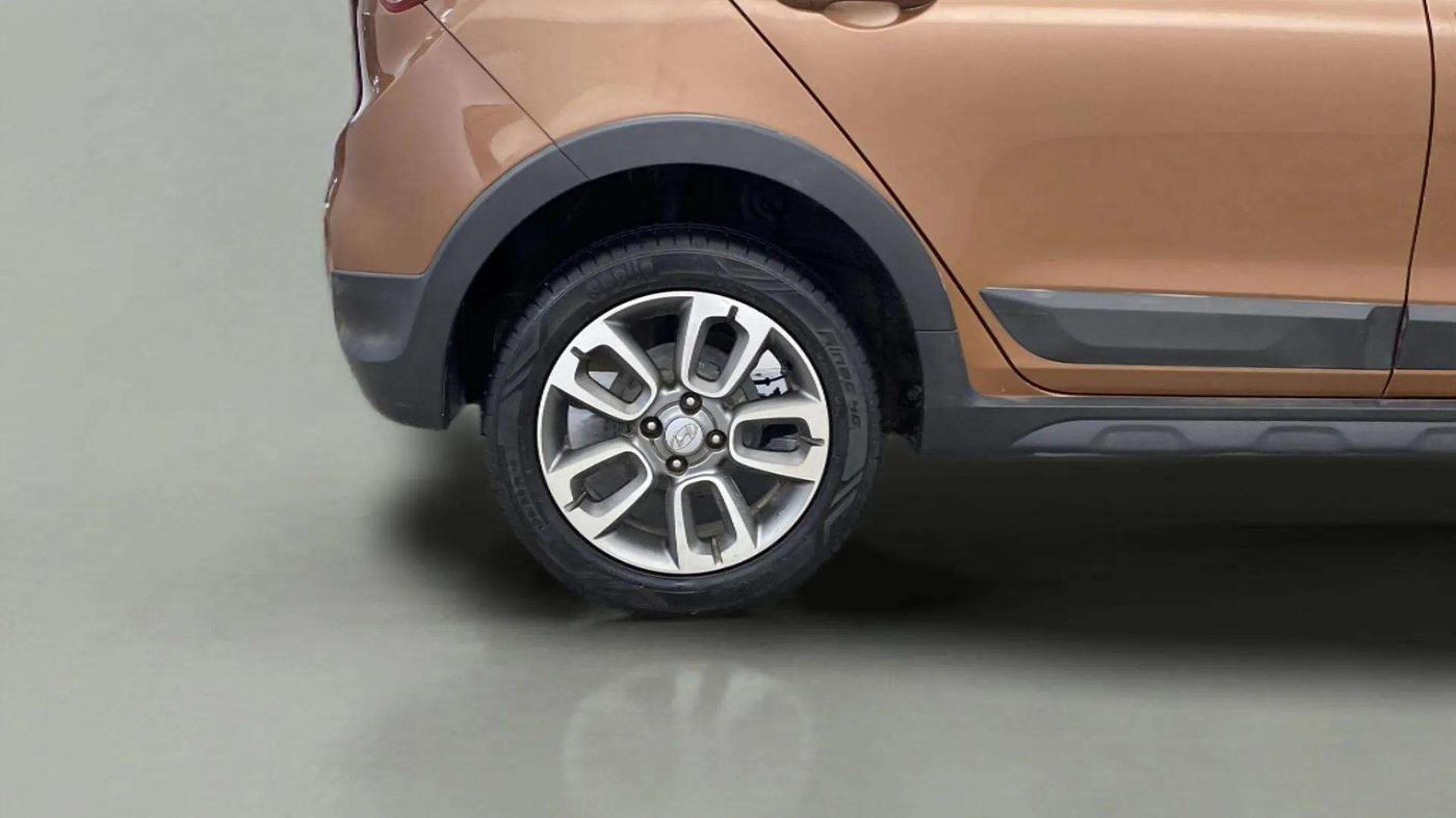 2017 Hyundai i20 Active 1.2 S, Petrol, Manual, 41,886 km, Right Rear Wheel