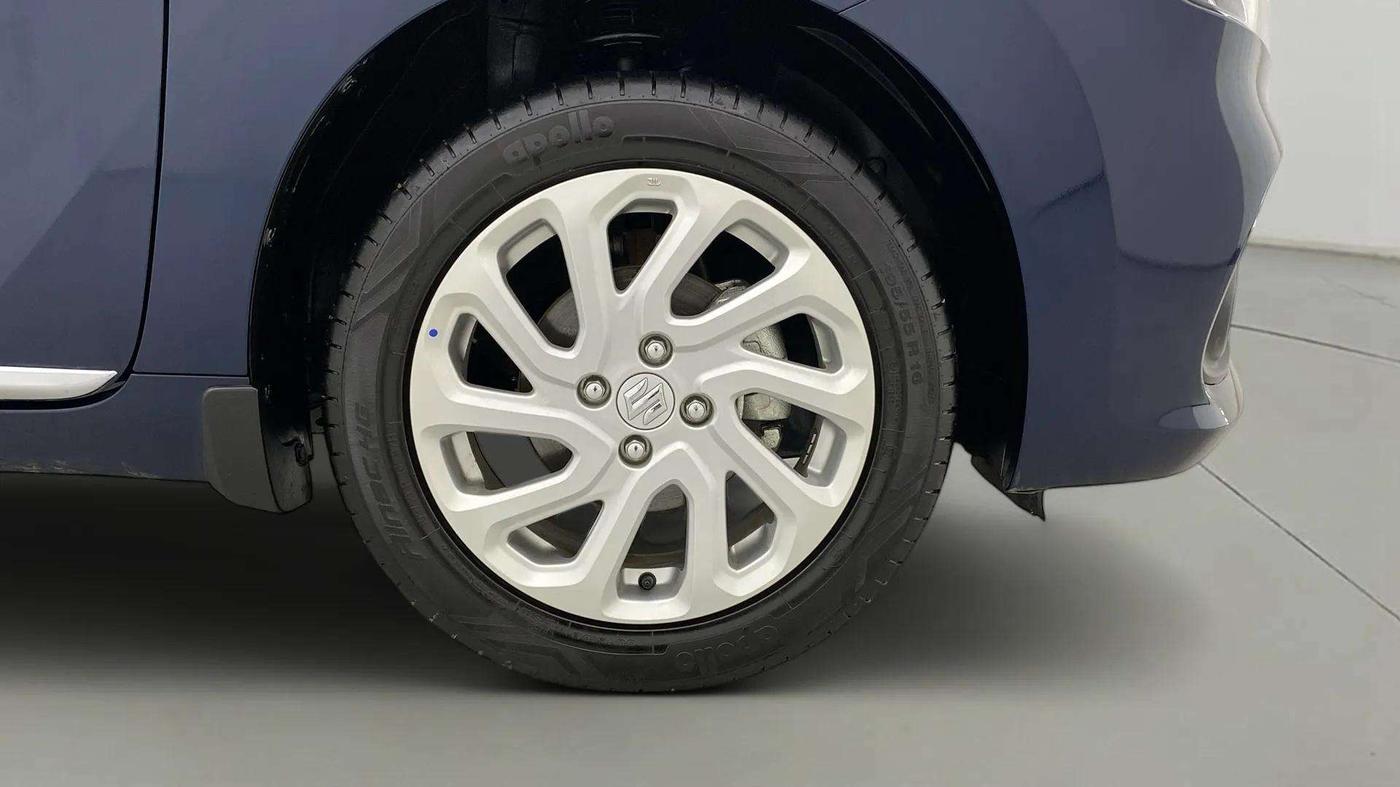 2023 Maruti Baleno ZETA PETROL 1.2, Petrol, Manual, 11,955 km, Right Front Wheel