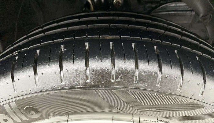 2023 Maruti Baleno ZETA PETROL 1.2, Petrol, Manual, 11,671 km, Right Front Tyre Tread