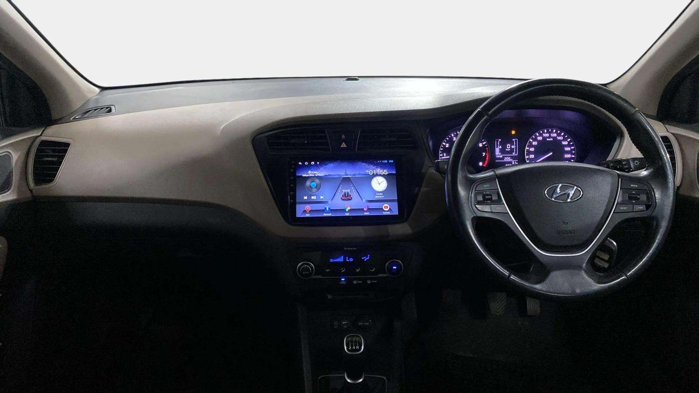 2015 Hyundai Elite i20 SPORTZ 1.2, CNG, Manual, 55,681 km, Dashboard