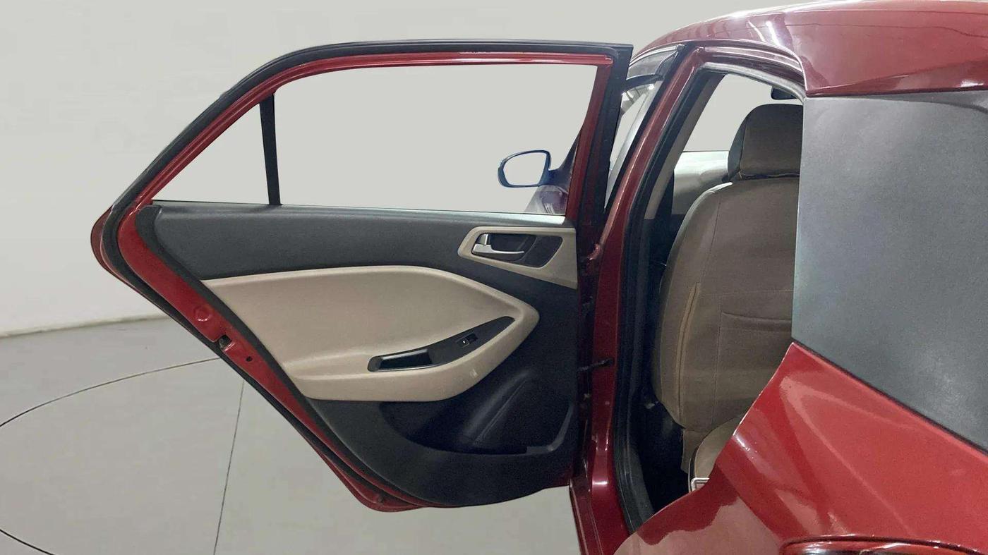 2015 Hyundai Elite i20 SPORTZ 1.2, CNG, Manual, 55,681 km, LHS Rear Door
