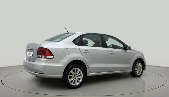 2015 Volkswagen Vento HIGHLINE 1.6 MPI, Petrol, Manual, 39,163 km, Right Back Diagonal