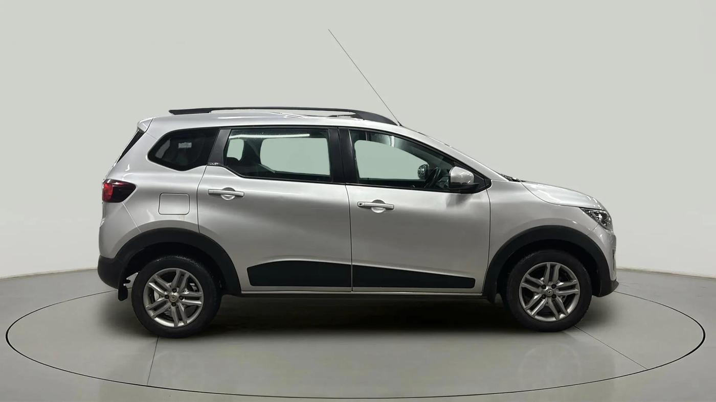 2021 Renault TRIBER RXZ AMT, Petrol, Automatic, 20,567 km, Right Side View