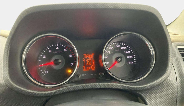 2017 Mahindra TUV300 T8, Diesel, Manual, 53,712 km, Odometer Image