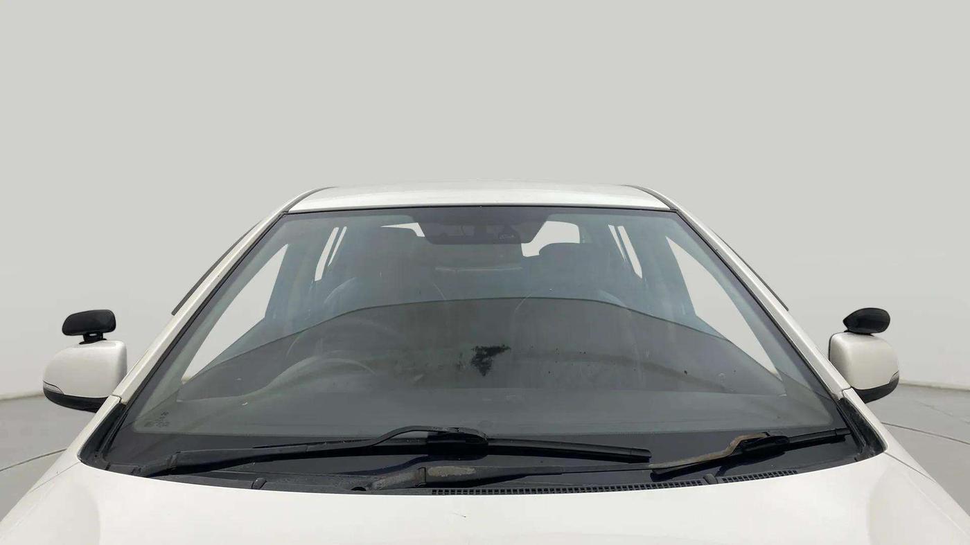 2013 Hyundai i20 ASTA 1.2, Petrol, Manual, 99,945 km, Front Windshield