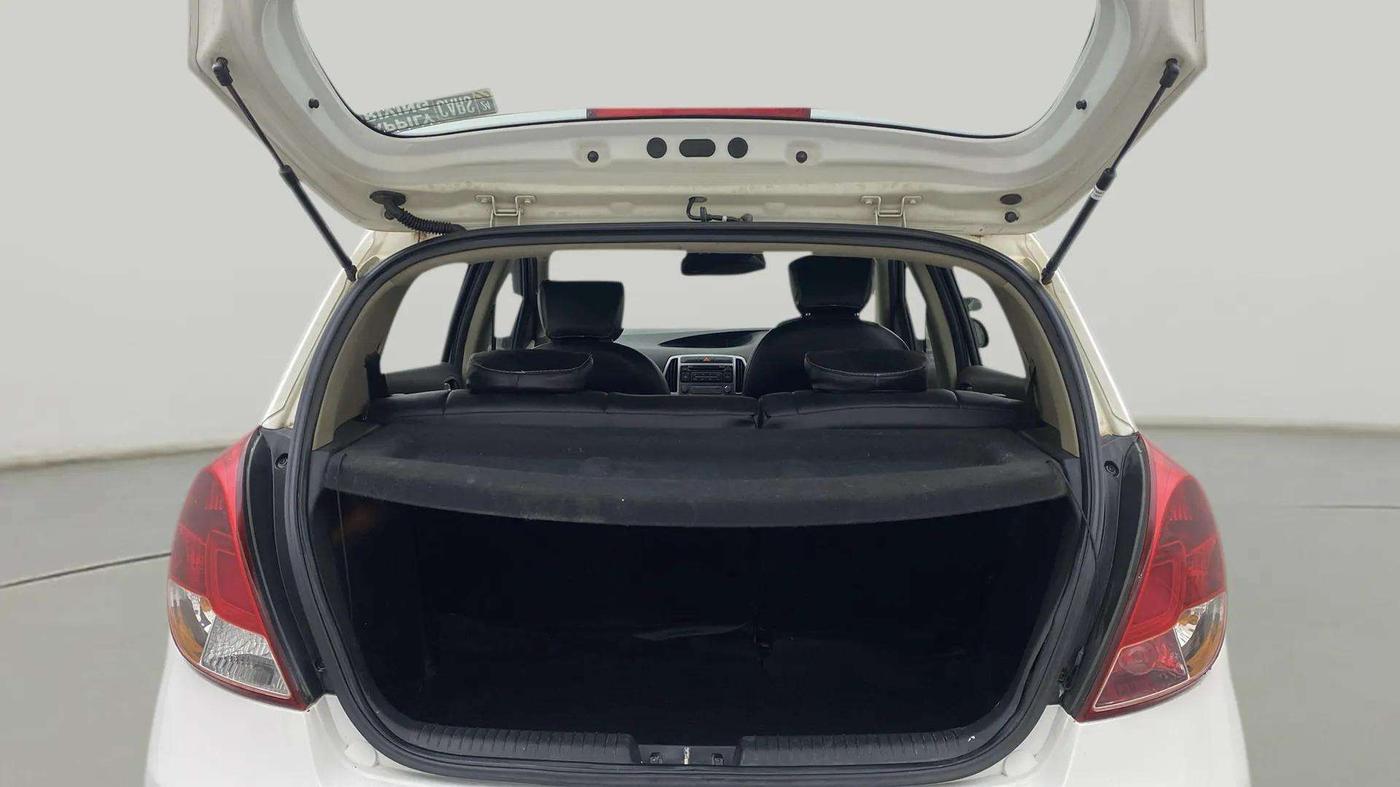2013 Hyundai i20 ASTA 1.2, Petrol, Manual, 99,945 km, Boot Inside