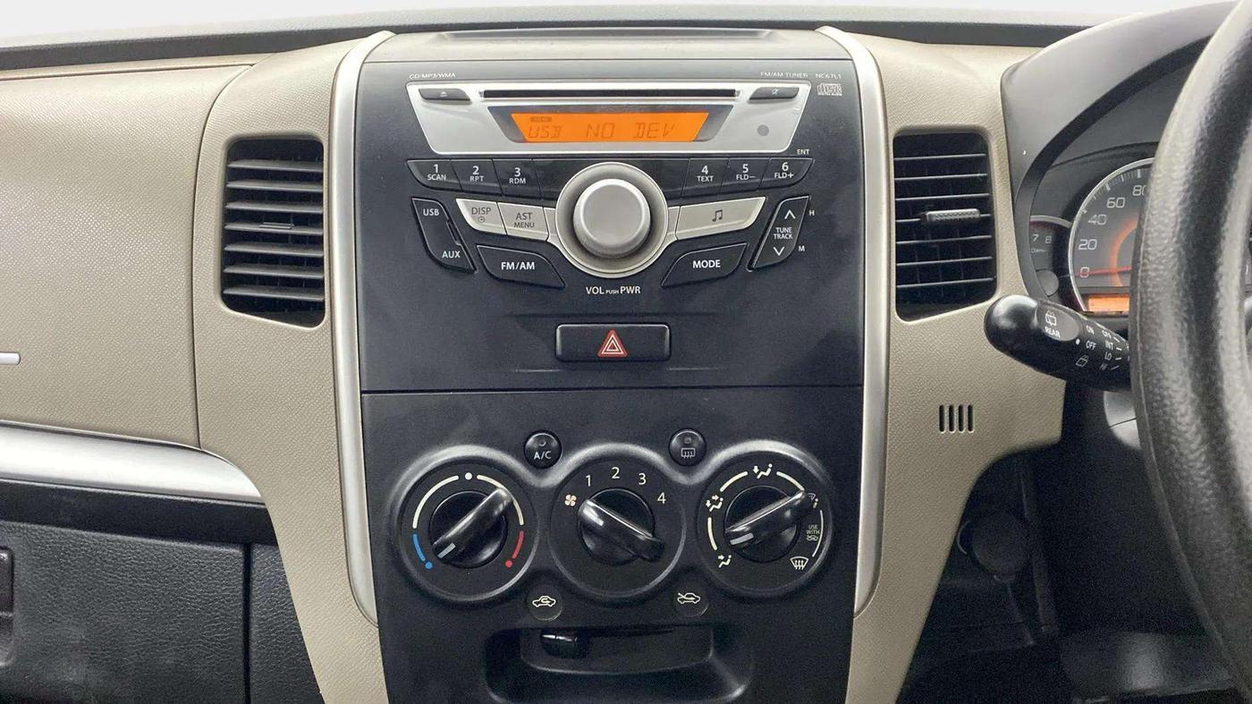 2016 Maruti Wagon R 1.0 VXI AMT, Petrol, Automatic, 52,700 km, Air Conditioner